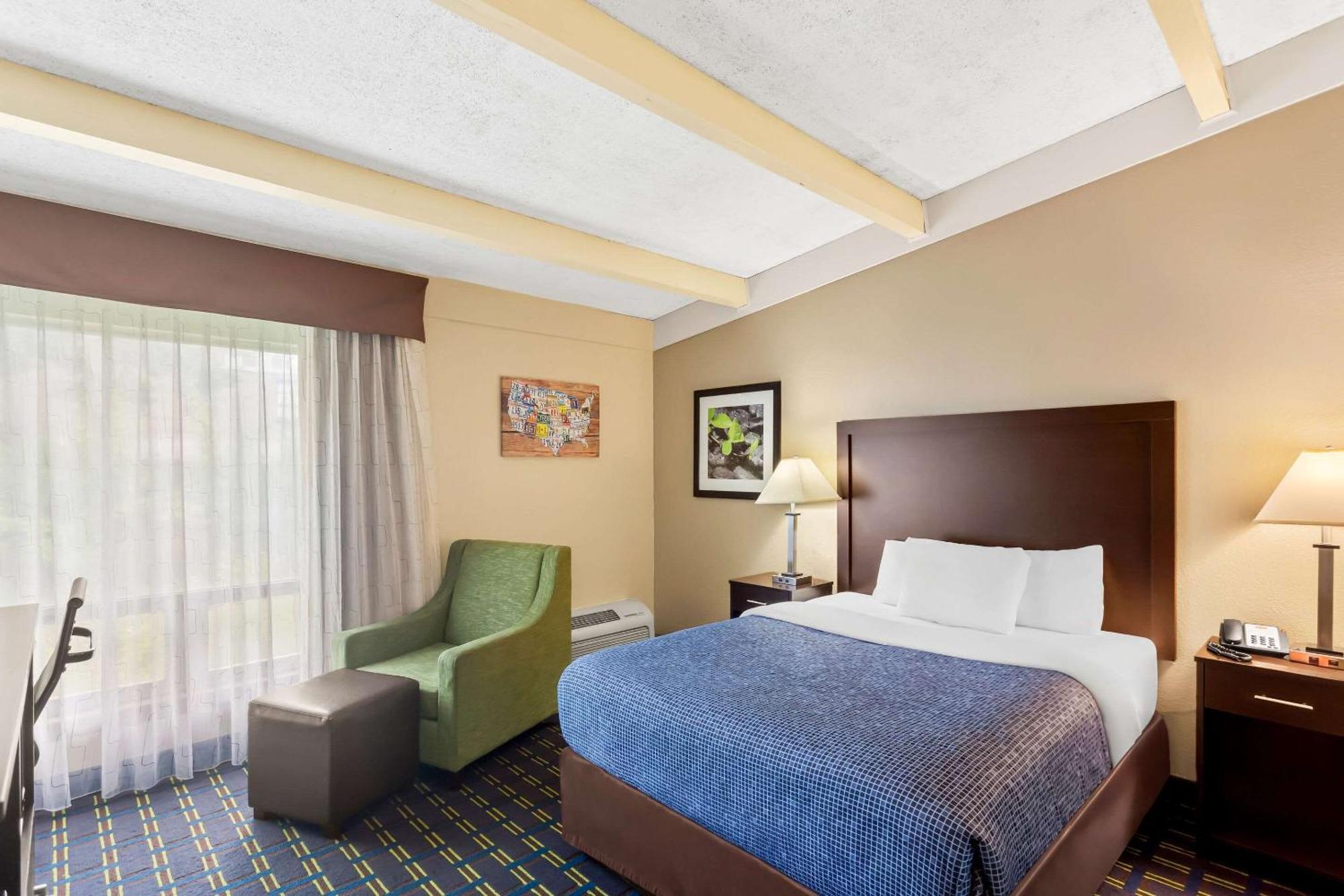 Econo Lodge Waynesboro - Skyline Drive Esterno foto